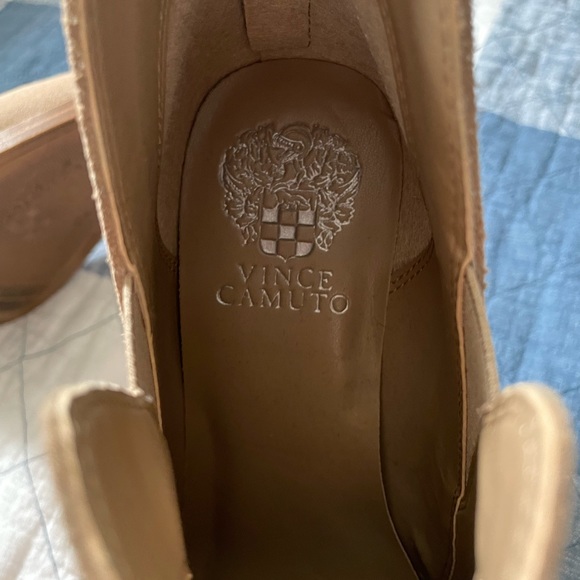 Vince Camuto Brown boots - Picture 4 of 4